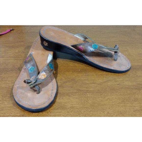 Hand Tooled Leather Thong Sandals, Brown Multi, Size 8 - Picture 4 of 5